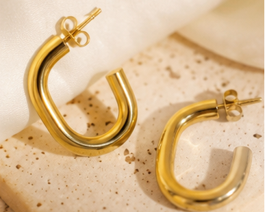 Sculpted Curve Hoops